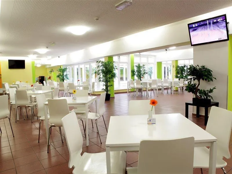 Hotel A&O Duesseldorf Hauptbahnhof