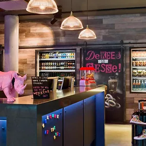 Moxy Frankfurt East Hotel Frankfurt am Main